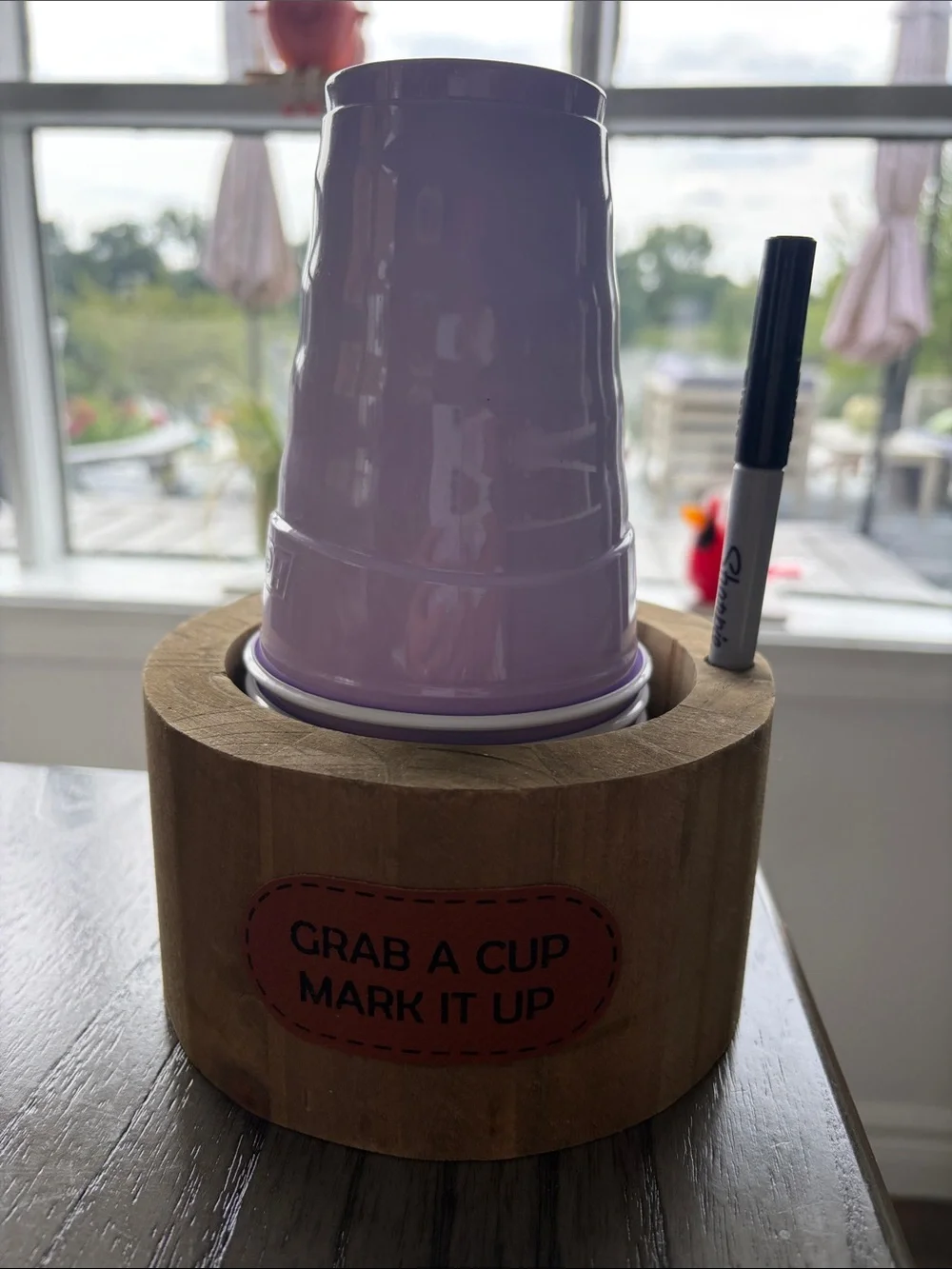 Grab A Cup Mark It Up Wooden Cup Holder with Lavender Plastic Cups